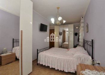 Camera da letto - Independent house frazione Sant'Antonio, 15, Castellamonte - photo 12