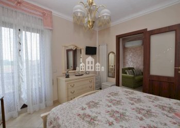 Camera da letto - Independent house frazione Sant'Antonio, 15, Castellamonte - photo 26