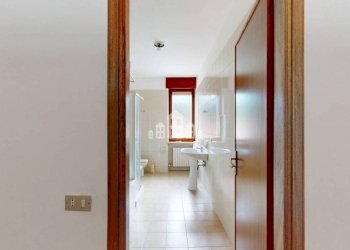 Bagno - Four-room apartment via Roma, 5, San Martino Canavese - photo 12
