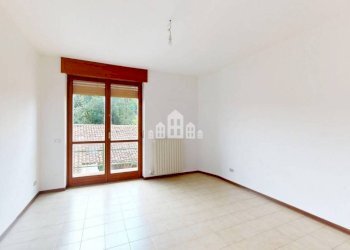 Camera da letto - Four-room apartment via Roma, 5, San Martino Canavese - photo 16