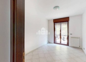 Camera da letto - Four-room apartment via Verdi, 8, Ivrea - photo 19