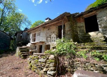 Terreno - Rustic località Canavais, snc, Castelnuovo Nigra - photo 2