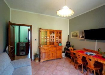 Salone - Four-room apartment via Gobetti, 4, Cuorgnè - photo 7