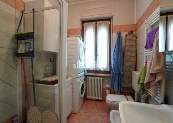 Bagno - Four-room apartment via Gobetti, 4, Cuorgnè - photo 22