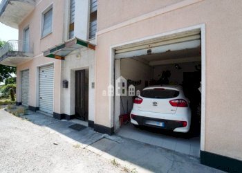 Posto macchina - Four-room apartment via Gobetti, 4, Cuorgnè - photo 25
