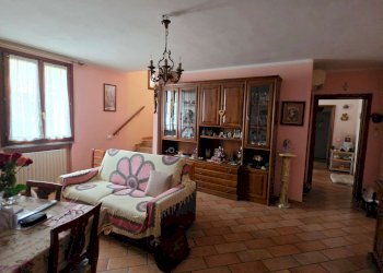 soggiorno - Villa via Monticelli Obizzi, Ripalta Guerina - foto 2
