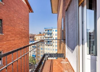 Balcone - Trilocale viale Caterina da Forlì, 50/7, Milano - foto 33