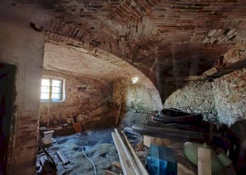 cantina 1 - Casale via Ascheri, 5, Mombasiglio - foto 13