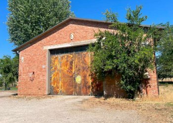 whatsapp image 2026-07-10 at 16.12.02 (3) - Villa Bifamiliare via Sillaro, Medicina - foto 12
