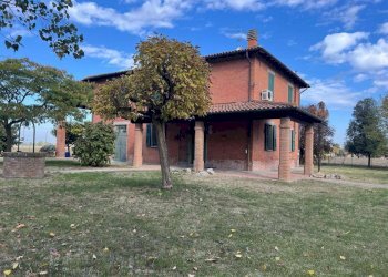 whatsapp image 2025-10-17 at 16.40.15 (7) - Villa Unifamiliare via Cartara, Castel San Pietro Terme - foto 55