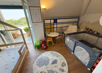 Camera da letto - Attico viale Quartara, 39m, Genova (zona Quarto) - foto 19