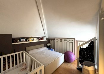 Camera da letto - Attico viale Quartara, 39m, Genova (zona Quarto) - foto 22
