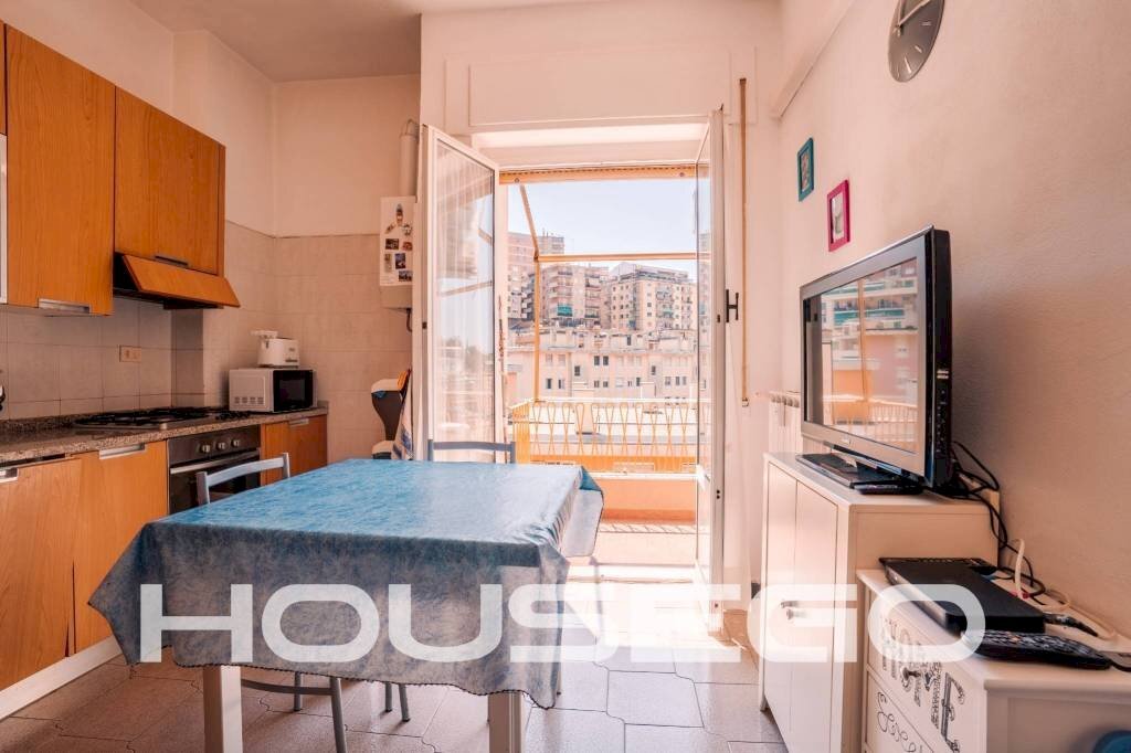 Cucina - Bilocale via Napoli, 52, Genova (zona Lagaccio) - foto 3