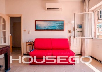 Camera da letto - Bilocale via Napoli, 52, Genova (zona Lagaccio) - foto 18