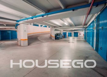 Interno non residenziale - Bilocale via Napoli, 52, Genova (zona Lagaccio) - foto 39