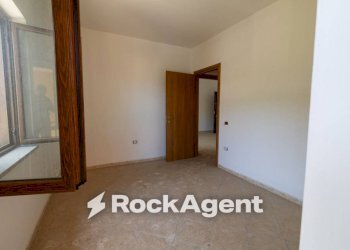Camera da letto - Bilocale via Cavour, Nocera Terinese - foto 12