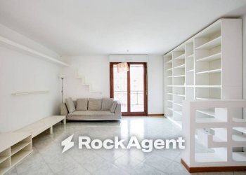Salone - Quadrilocale via Rocca dei Nibli, Roma - foto 3
