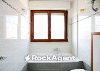 Bagno - Quadrilocale via Rocca dei Nibli, Roma - foto 23