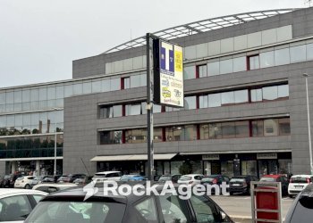 Facciata - Bar - Tabacchi - Ricevitoria viale Aldo Moro, 33, Lecce - foto 2