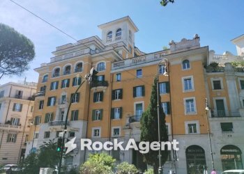Facciata - Appartamento piazza dell'Emporio, 11/a, Roma - foto 15