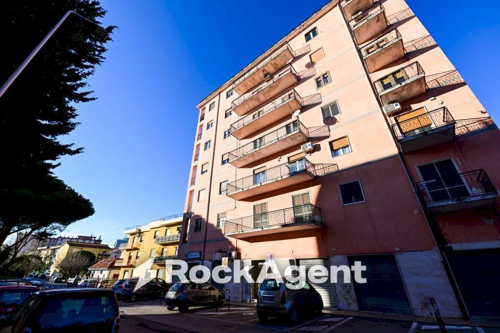 Facciata - Four-room apartment via Bambinello Gesù, 24, Catanzaro - photo 2