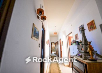 Corridoio - Quadrilocale via Bambinello Gesù, 24, Catanzaro - foto 22