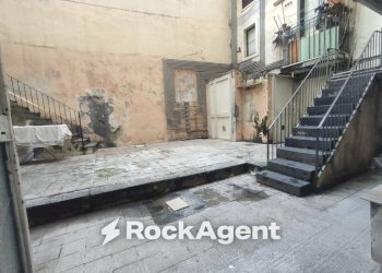 Cortile interno - Two-room apartment via E. A. Pantano, 87, Catania - photo 7