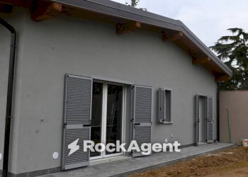 Facciata - Villa via Alagna, Garlasco - foto 24