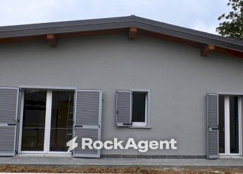 Facciata - Villa via Alagna, Garlasco - foto 25