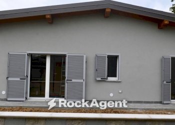 Facciata - Villa via Alagna, Garlasco - foto 33