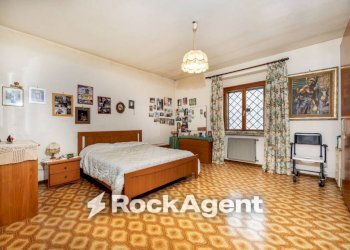 Camera da letto - Villa via di Valle Muricana, 674, Roma (neighborhood Labaro) - photo 7