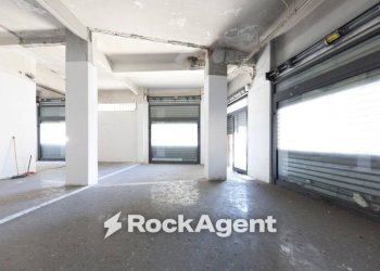 Interno non residenziale - Negozio via Giacomo Soliman, 58 R, Genova (zona Sestri Ponente) - foto 17
