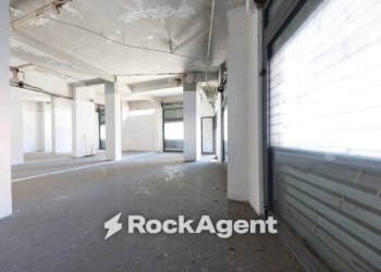 Interno non residenziale - Negozio via Giacomo Soliman, 58 R, Genova (zona Sestri Ponente) - foto 21