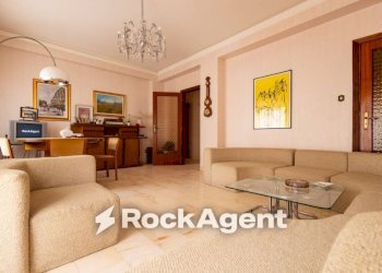 Salone - Appartamento via Eugenio de Riso, 77, Catanzaro - foto 15