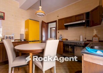 Cucina - Appartamento via Eugenio de Riso, 77, Catanzaro - foto 25