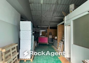 Interno non residenziale - Capannone via Valle Sbraccia, 36, Cappelle sul Tavo - foto 24