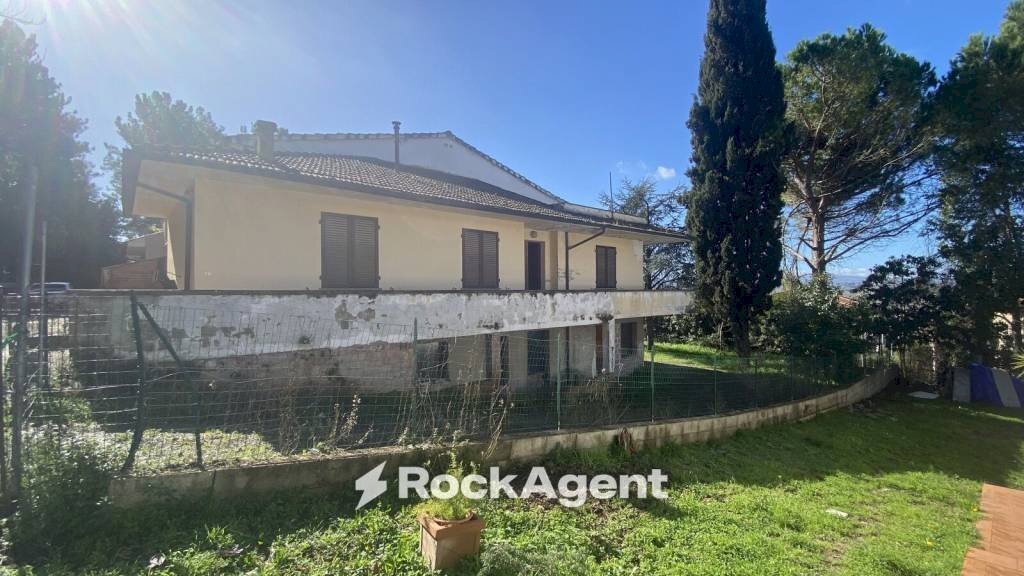 Giardino - Villa viale Mazzini, 41/B, Peccioli - foto 2
