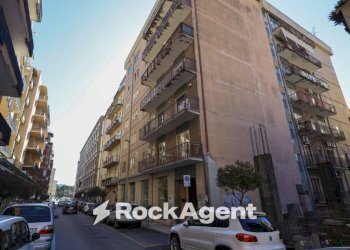 Facciata - Ufficio via Edmondo Buccarelli, 4, Catanzaro - foto 22