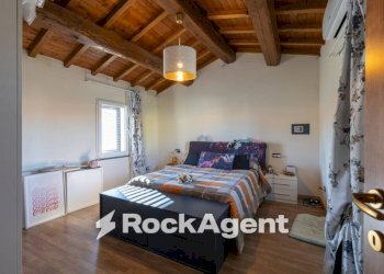 Camera da letto - Independent house via Mammianese Nord, Montecarlo - photo 14