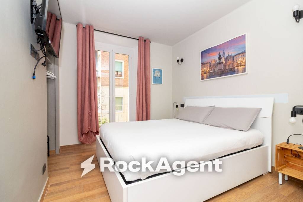 Camera da letto - Bilocale corso Emilia, 33, Torino (zona Aurora) - foto 2