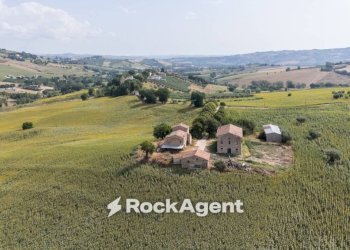 Terreno - Rustic Frazione Magnadorsa, Arcevia - photo 3