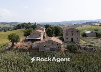 Terreno - Rustic Frazione Magnadorsa, Arcevia - photo 6