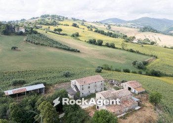Vista - Rustic Frazione Magnadorsa, Arcevia - photo 16