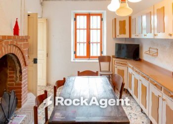 Cucina - Appartamento via Collina Forni, 38, Montaldo Scarampi - foto 9