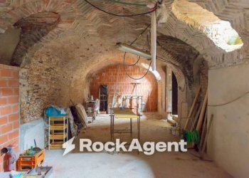 Cantina - Appartamento via Collina Forni, 38, Montaldo Scarampi - foto 27