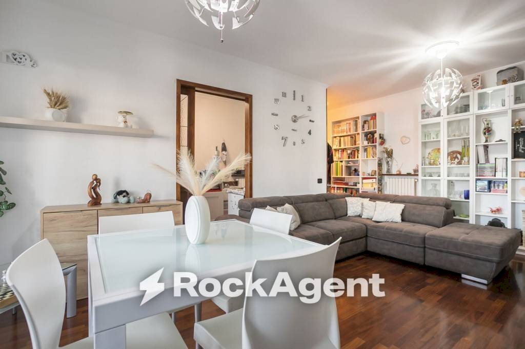 Salone - Appartamento viale G. Marconi, 12 B, Dalmine - foto 3