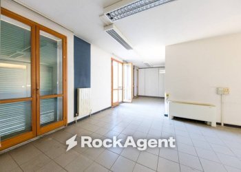 Interno non residenziale - Shop via Teglia, 89, Genova (neighborhood Bolzaneto) - photo 22