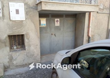 Posto macchina - Casa indipendente vico Giuseppe Giusti, Gioiosa Ionica - foto 3