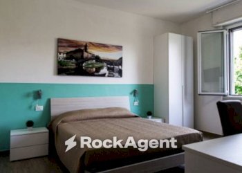 Camera da letto - Three-room apartment via Lorenteggio, 209, Milano (neighborhood Lorenteggio) - photo 8