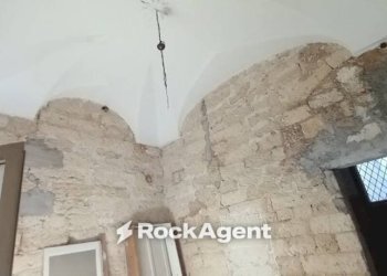 Interno non residenziale - Shop via Cesare Battisti, 12, Carmiano - photo 6
